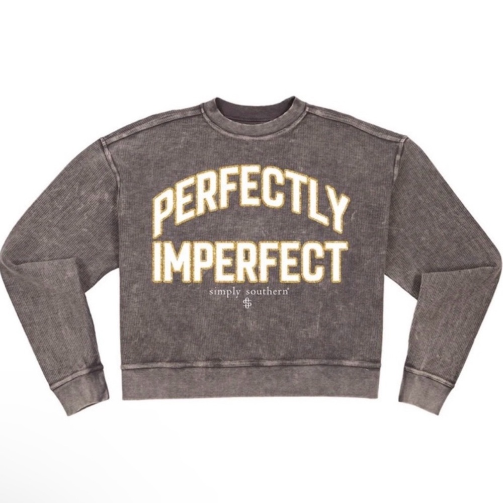 Simply Souther Perfectly Imperfect Pullover - Picture 2 of 4
